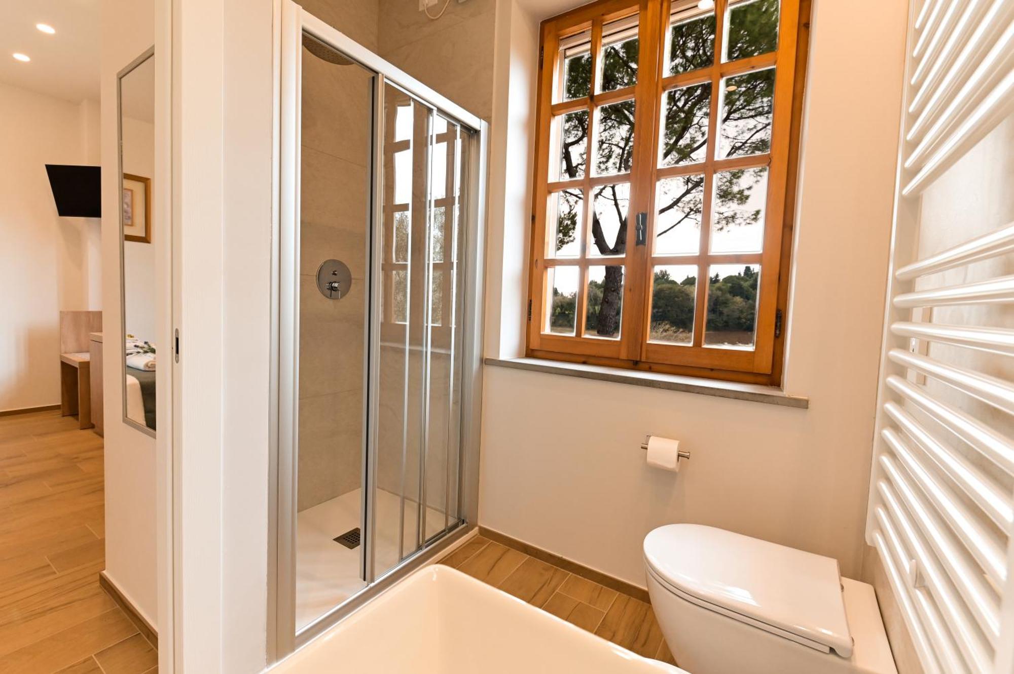 Villa Lucilla - B&B Rooms And Pool Potenza Picena Exterior photo