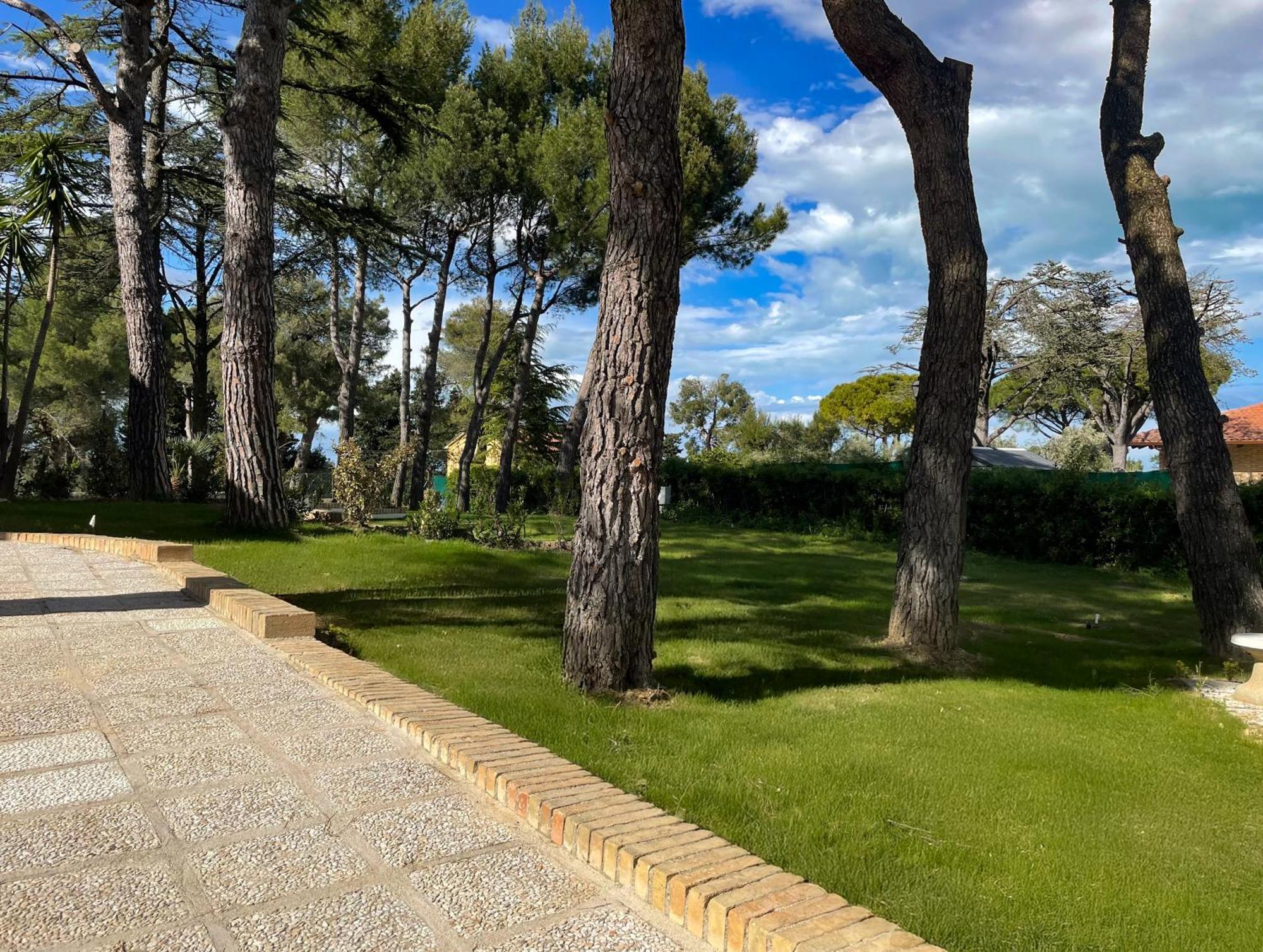 Villa Lucilla - B&B Rooms And Pool Potenza Picena Exterior photo